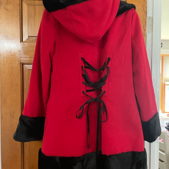EUC Original Hell bunny Coat - Picture 2 of 3